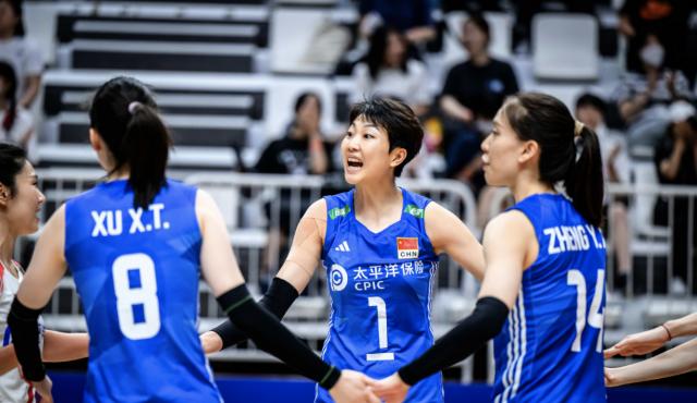 v站体育-中国女排第三站起伏大 网口进攻后排串联暴露问题